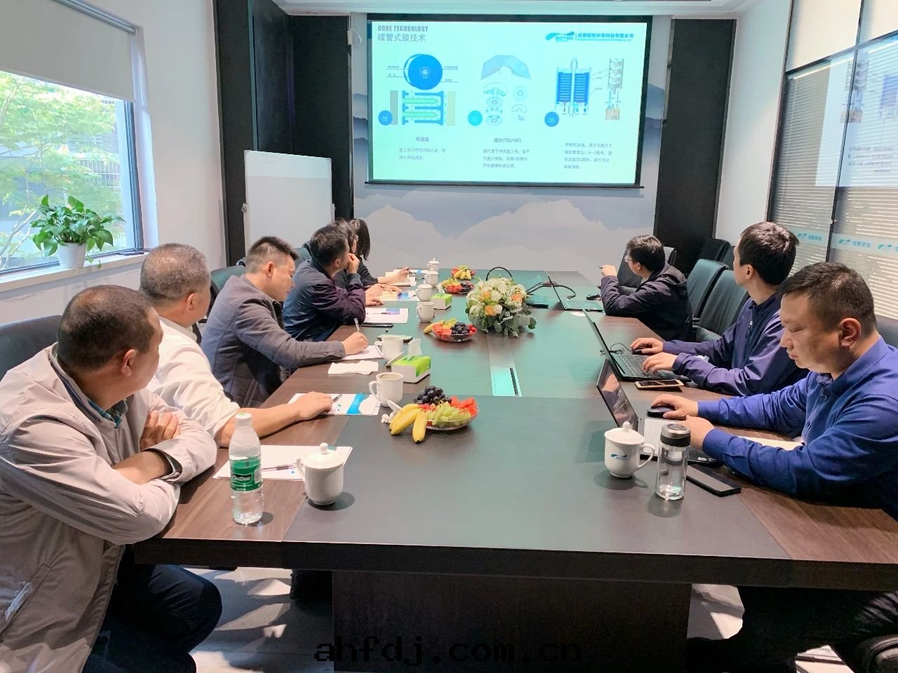 雲(yún)南(nán)能(néng)投生(shēng)物(wù)資源投資開(kāi)發(fà)有(yǒu)限公(gōng)司莅臨碩特(tè)环(huán)保考察交流