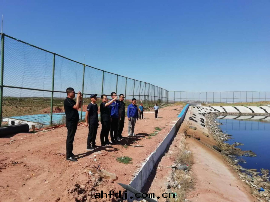 內(nèi)蒙环(huán)投呂總(zǒng)陪同(tóng)康巴什(shén)區(qū)公(gōng)用(yòng)局(jú)局(jú)长(cháng)及(jí)环(huán)保局(jú)各(gè)領導莅臨碩特(tè)环(huán)保康巴什(shén)區(qū)項目现场(chǎng)考察