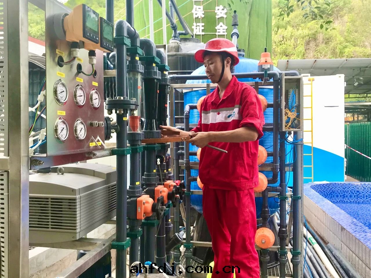 向(xiàng)優秀看(kàn)齊，與(yǔ)榜樣(yàng)比肩 | 八月(yuè)優秀員工名單出(chū)爐