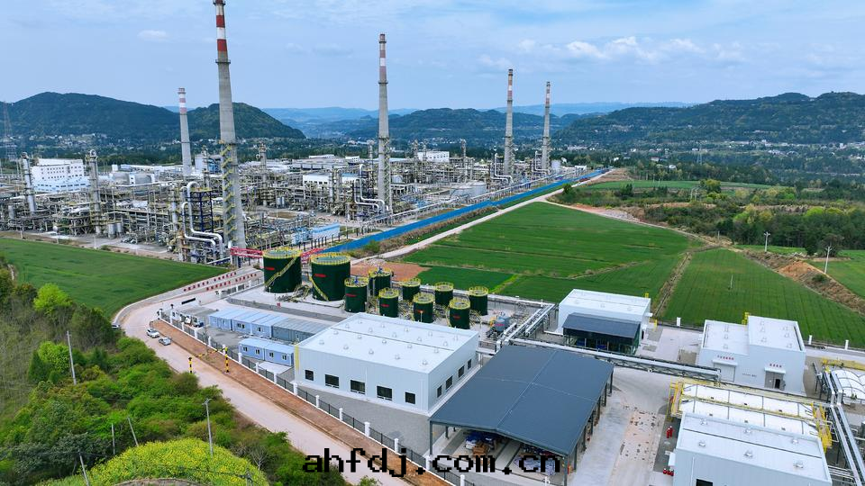 碩特(tè)钛极(jí)高(gāo)盐水(shuǐ)氧化(huà)裝(zhuāng)置为(wèi)元(yuán)壩气(qì)田(tián)賦能(néng)獲中(zhōng)石化(huà)贊譽